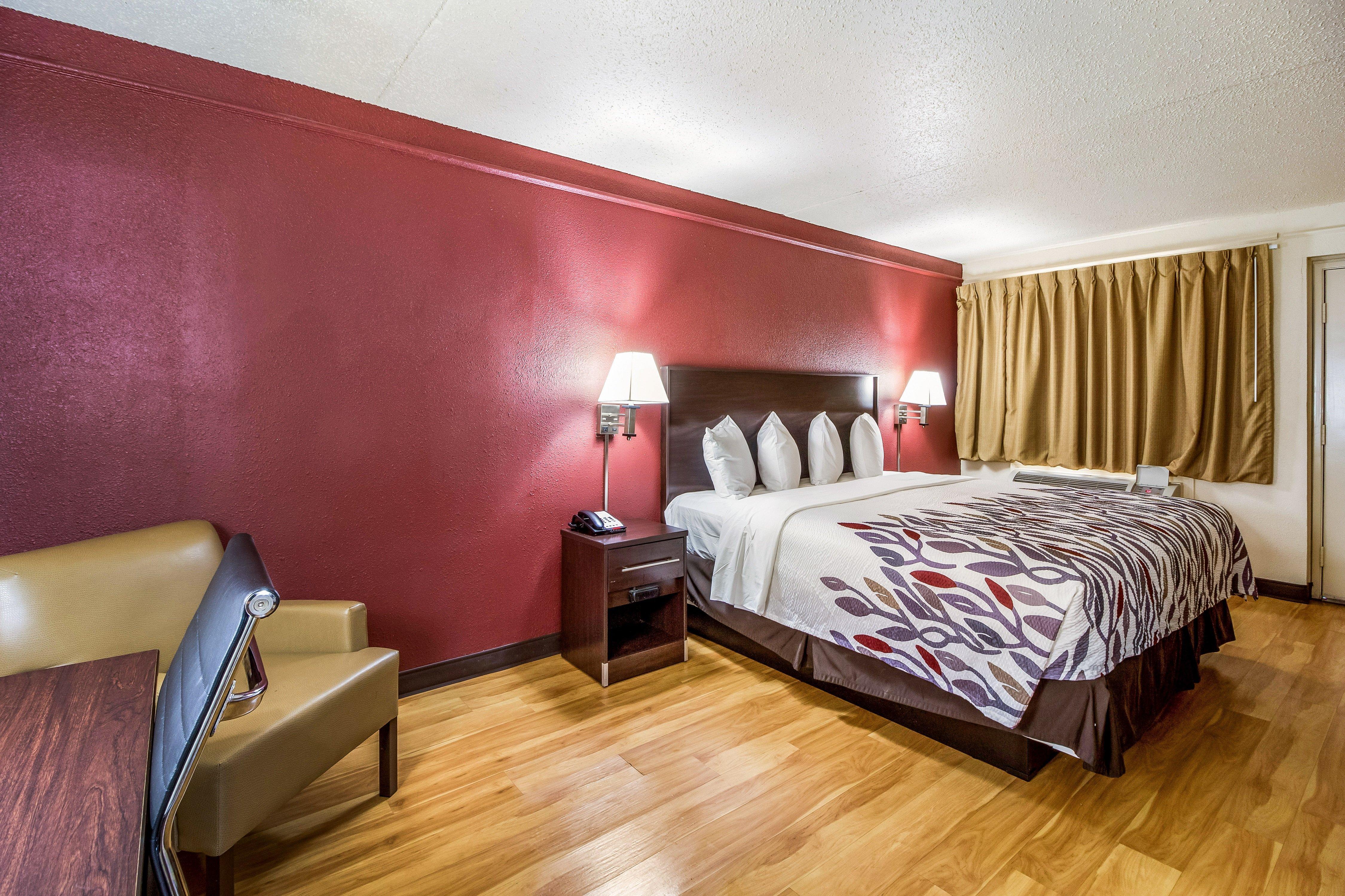 Red Roof Inn Houston East I-10 Екстер'єр фото